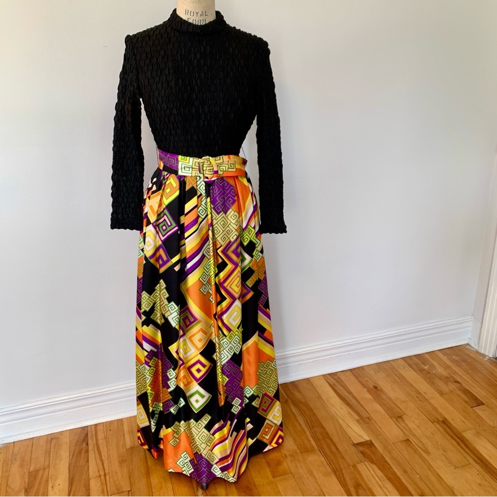 Vintage 1970’s Bubble Top Geometric Maxi Dress